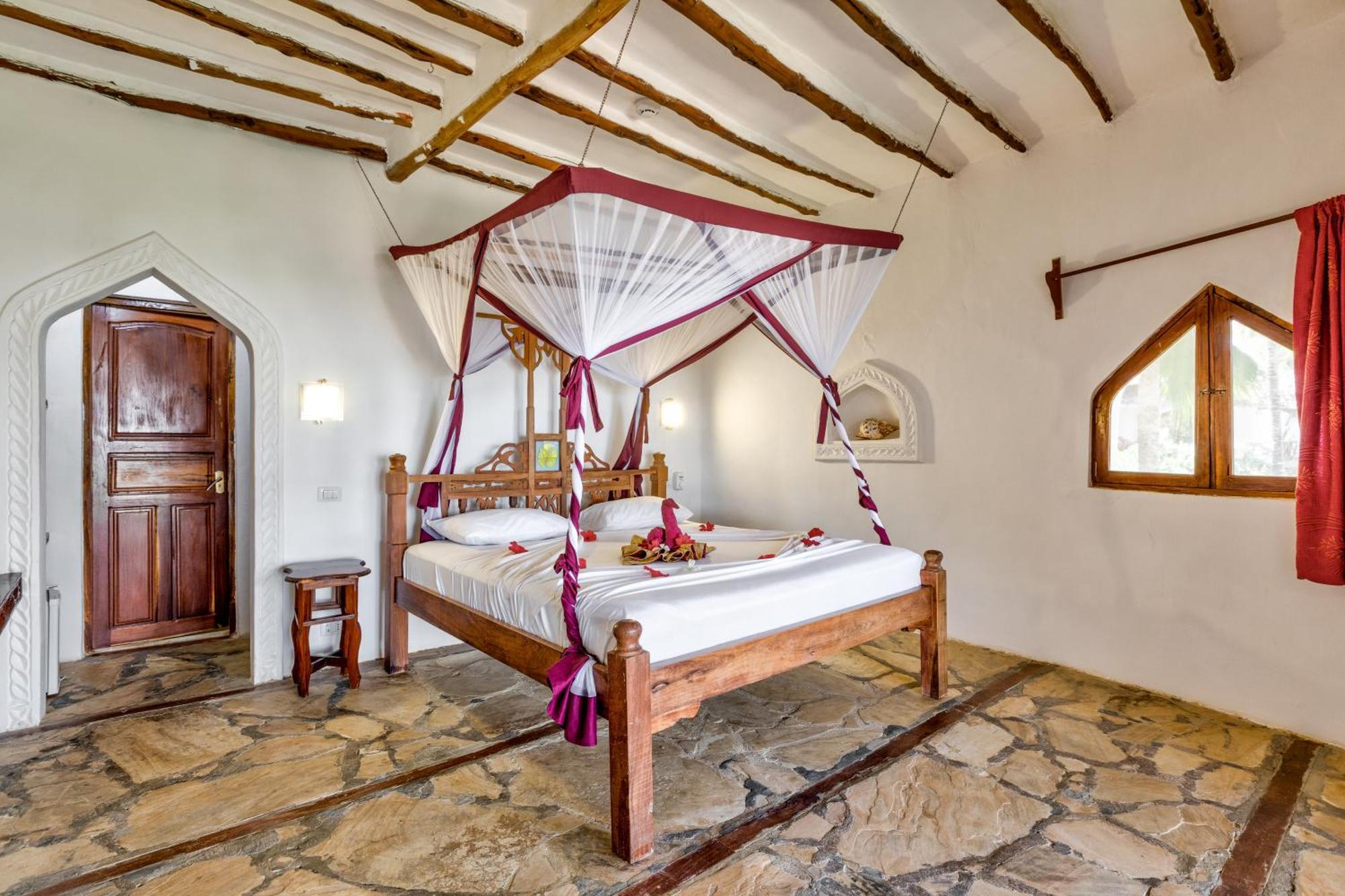 Ahg Waridi Beach Resort & Spa Pwani Mchangani Exterior photo