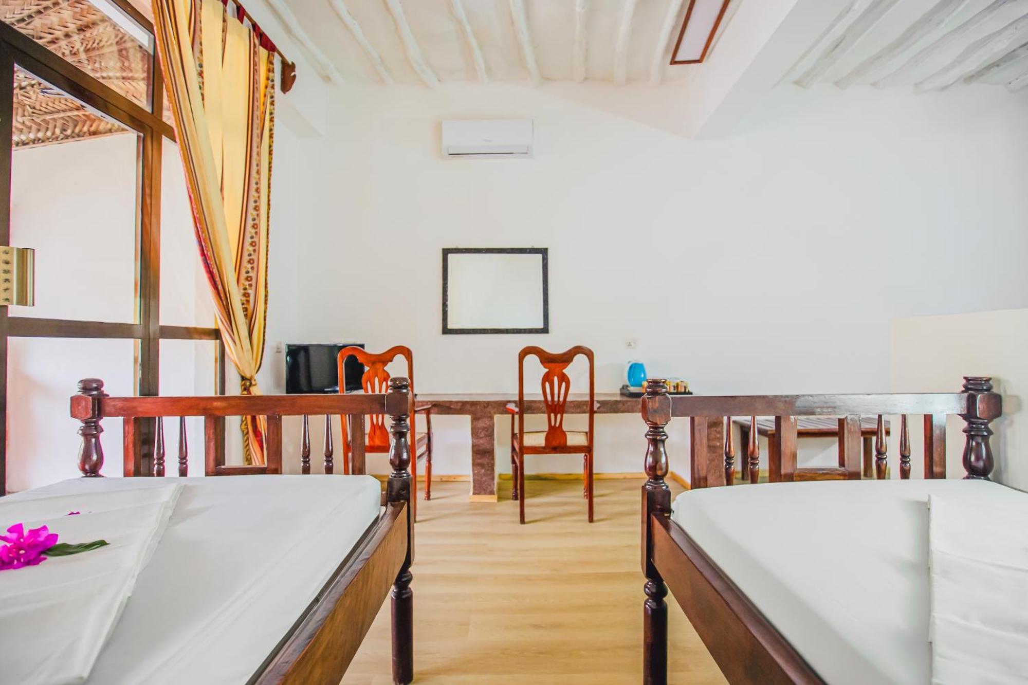 Ahg Waridi Beach Resort & Spa Pwani Mchangani Exterior photo