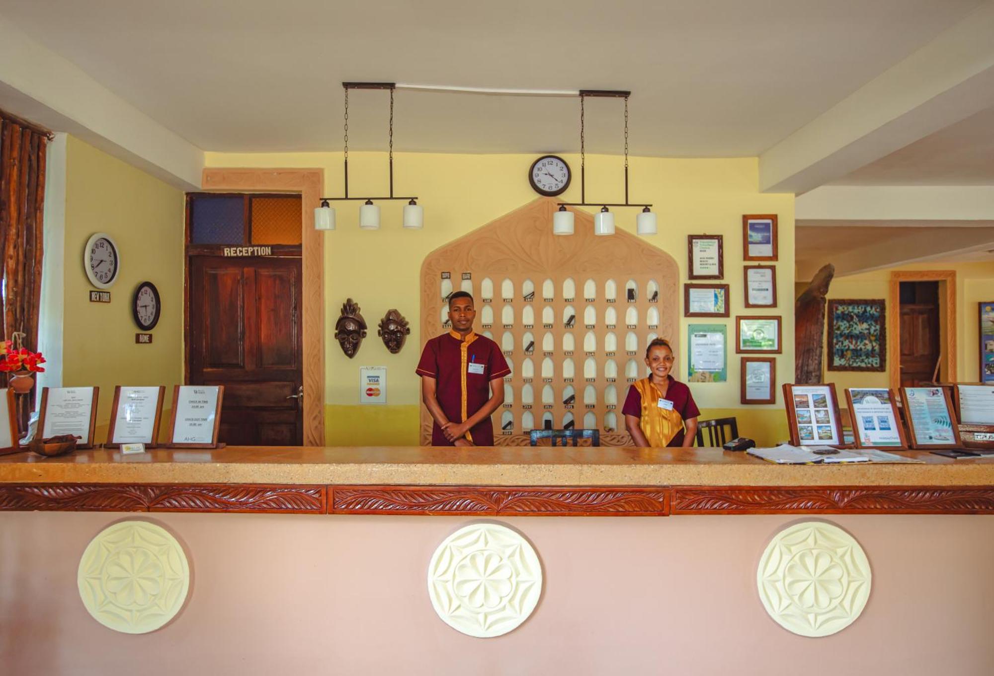 Ahg Waridi Beach Resort & Spa Pwani Mchangani Exterior photo