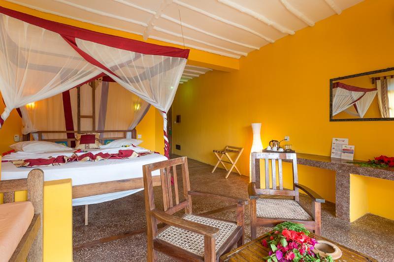 Ahg Waridi Beach Resort & Spa Pwani Mchangani Exterior photo